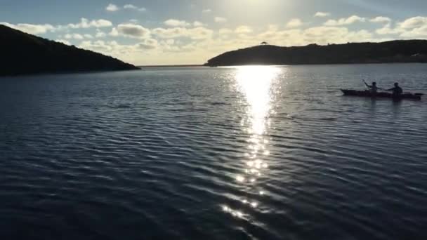 Активна Старша Пара Каяків Річці Мур Західній Австралії Після Заходу — стокове відео