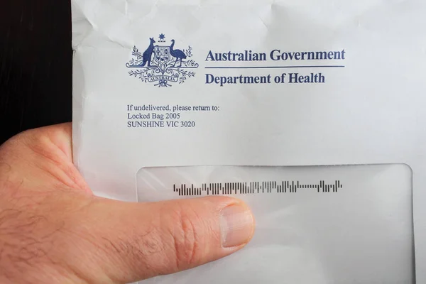 Melbourne June 2021 Australian Person Receiving Delivering Letter Australian Government — Stock Photo, Image