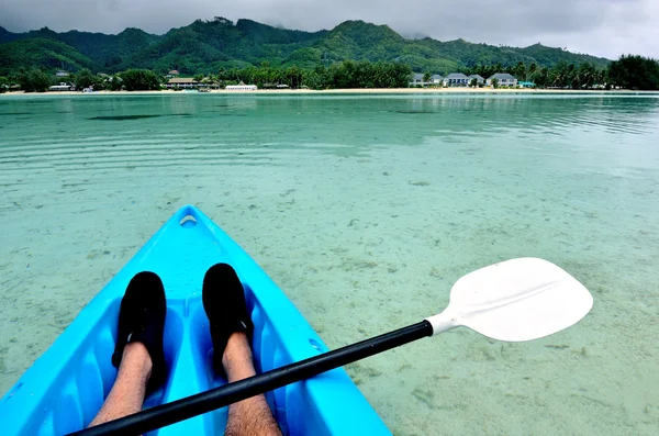 Young man kayaking — Stock Photo, Image