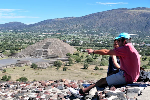 Pyramiderna i teotihuacan-Mexiko — Stockfoto