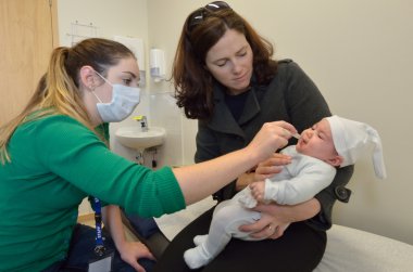 Yeni doğan bebek rotavirüs aşısı aşı