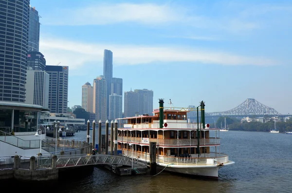 Eagle Street Pier in Brisbane — Stockfoto