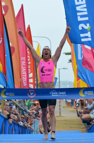 Josh Minogue vince Coolangatta Gold 2014 — Foto Stock