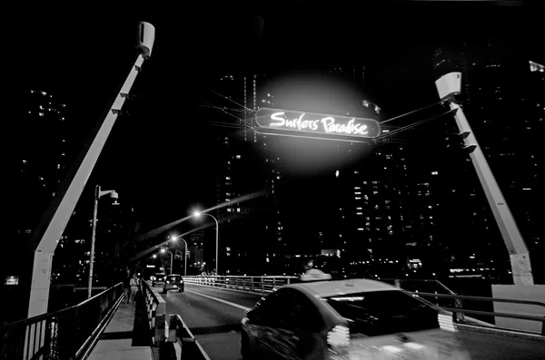 Surfers Paradise Bridge'de Chevron Island — Stok fotoğraf