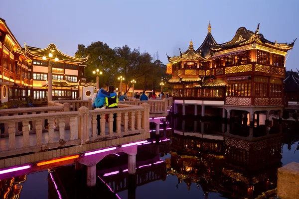 Shanghai - centro comercial Yuyuan turístico — Foto de Stock