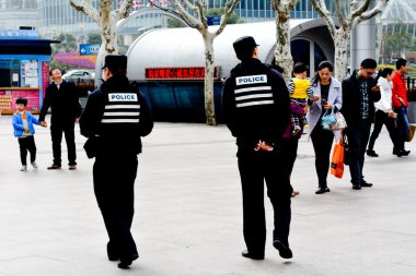Çin koruma Nanjing yolu polis