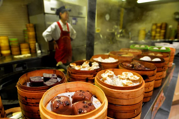 Mercado chino de alimentos en Shanghai — Foto de Stock