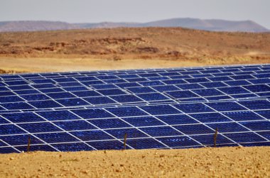 Fotovoltaik Necef çölünde, çöl güneş enerjisi gruptaki olduğunu
