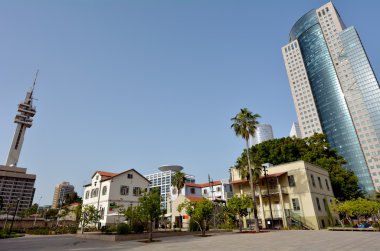 Tel Aviv'de Sarona açık hava Merkezi