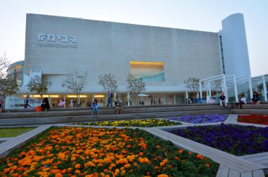 Tel Aviv'de Habima Meydanı
