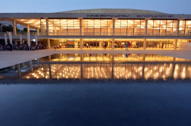 Charles Bronfman Auditorium, Tel Aviv