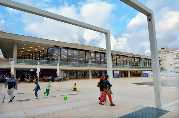 Charles Bronfman Auditorium in Tel Aviv, Israel — Stockfoto