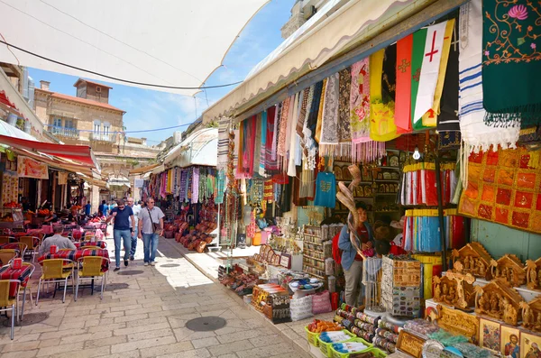 Den arabiska marknaden av den gamla staden Jerusalem, Israel — Stockfoto