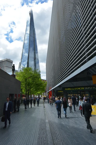 A Szilánk torony felhőkarcoló London - Egyesült Királyság — Stock Fotó