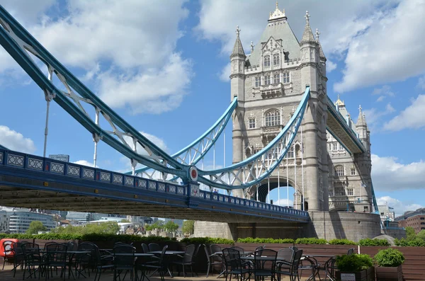 Тауэрский мост в Лондоне - Англия, Великобритания — стоковое фото