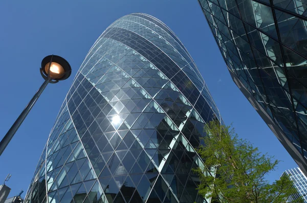 30 St Mary Axe tower building in City of london, UK — Stockfoto