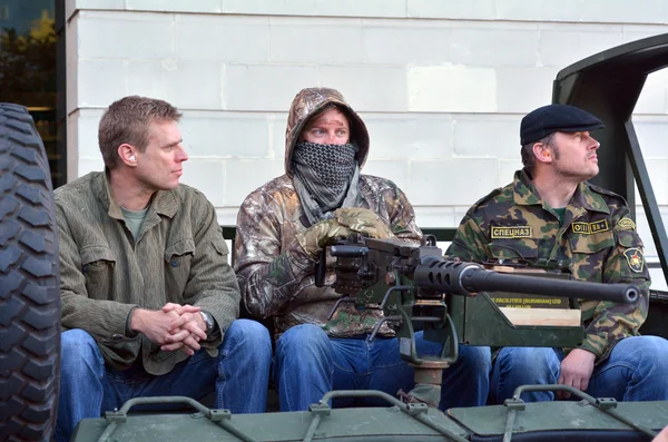 British soldiers dress as Militia during military show — Stock Photo, Image