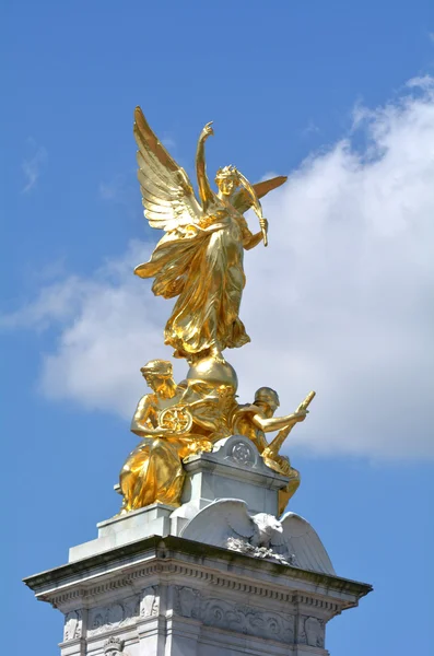 Мемориал Виктории, Лондон, Великобритания — стоковое фото