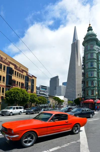 Transamerica Pyramid in San Francisco - California USA — Stok fotoğraf