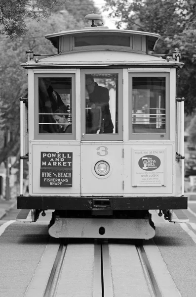 Powell-Hyde line cable car in San Francisco, CA — Φωτογραφία Αρχείου