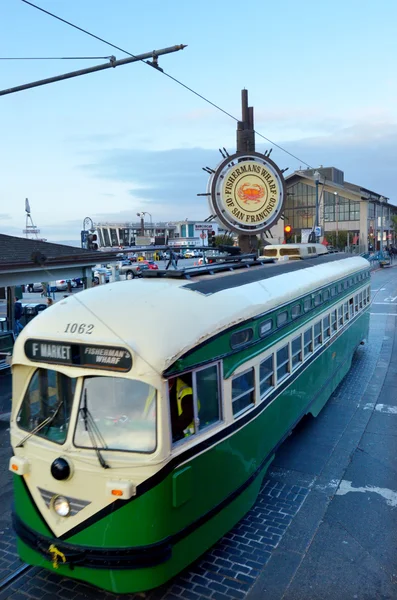 Eine der original pcc strassenbahnen von san francisco in fisherman mark — Stockfoto