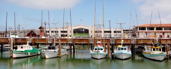 Panoramic view of Fisherman Wharf San Francisco — Stockfoto