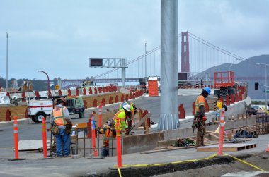 Road workers of San Francisco parkway