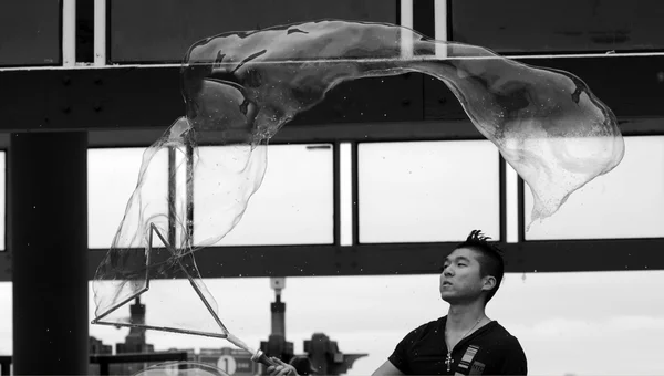 Asian man during artistic performances — Stock Fotó