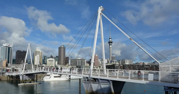 Wynyard přejezd v Aucklandu viadukt Harbor povodí — Stock fotografie