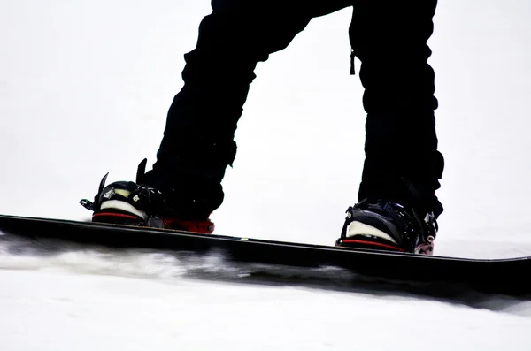 Snowboard slide on snow — 图库照片