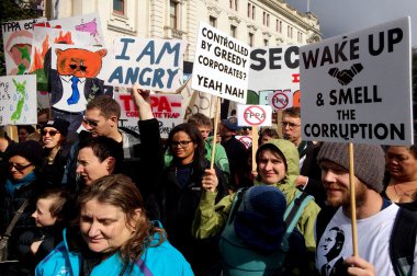 Thousands march against TPP trade agreement in Auckland - New Ze