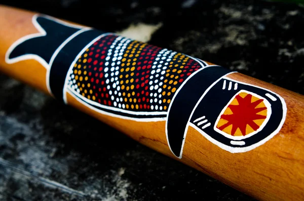 Indigenous Australian art on Didgeridoo — Stockfoto
