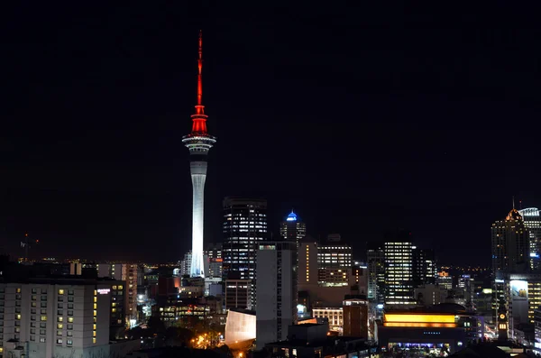 Aerial urban view of Auckland financial center skyline CBD at ni — Stock Photo, Image