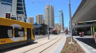 Surfers Paradise Gold Coast Hafif Raylı G