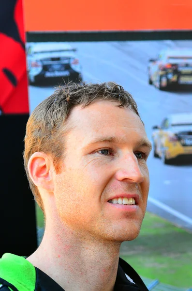 V8 スーパーカーのチャンピオン ドライバー オークランドのモーター スポーツ ファンに会う, — ストック写真