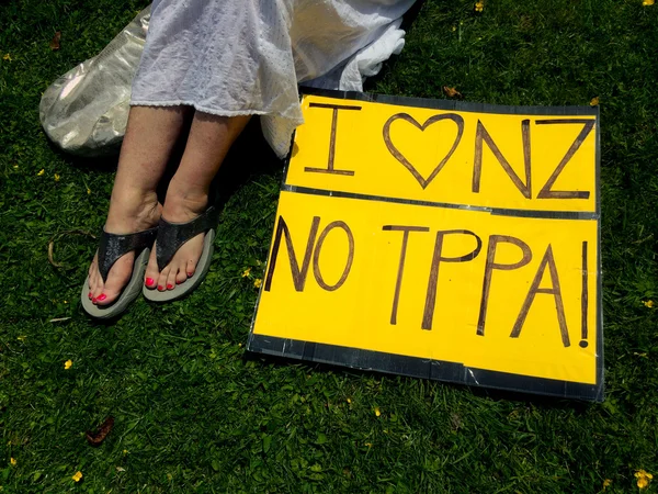 Rally against TPP trade agreement in Auckland — Stock Photo, Image