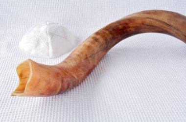 Shofar (horn) ve Yamaka