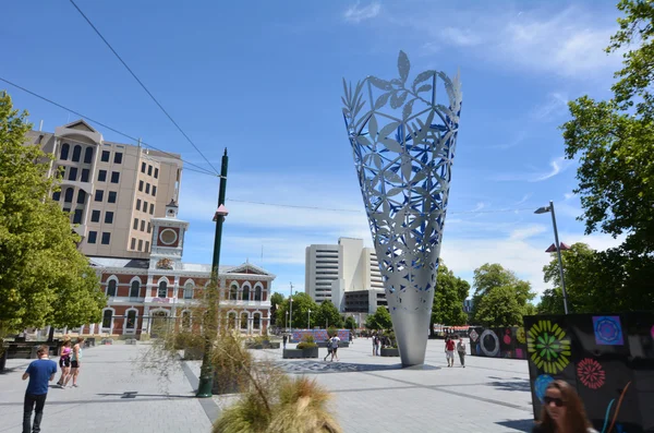 Bägare i Cathedral square Christchurch - Nya Zeeland — Stockfoto