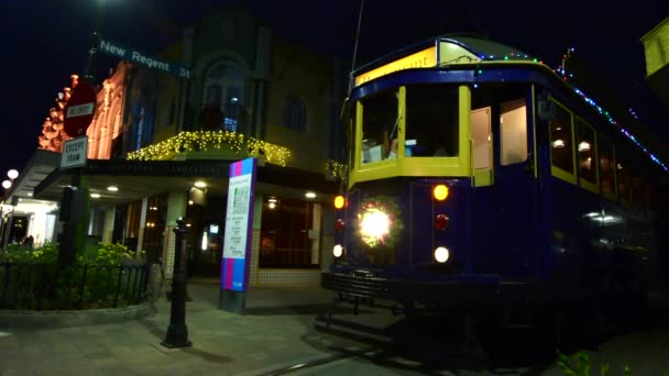 Christchurch Dec 2015 Tram Pass New Regent Street Night Christchurch — Stock Video