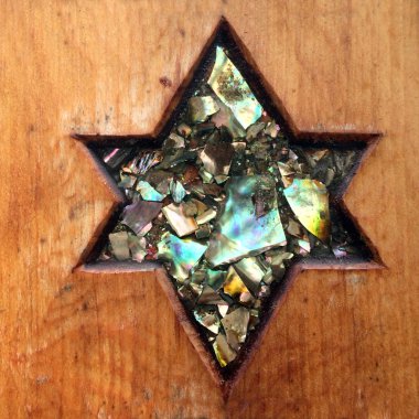 Tahtaya kalkan of David veya Star of David kavisli