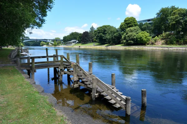 Waikato River passerer gennem Hamilton, New Zealand - Stock-foto