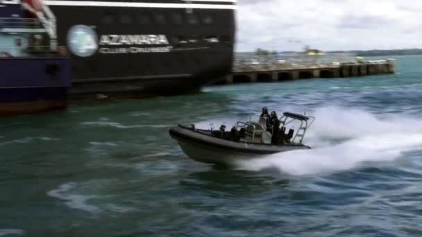 Royal navy Nový Zéland námořníci Jet člun Zodiak