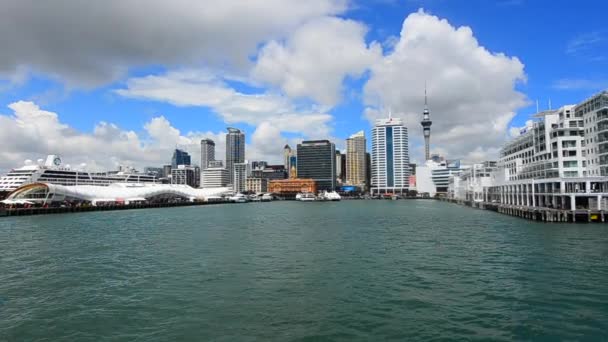 Auckland horizonte frente al mar — Vídeos de Stock