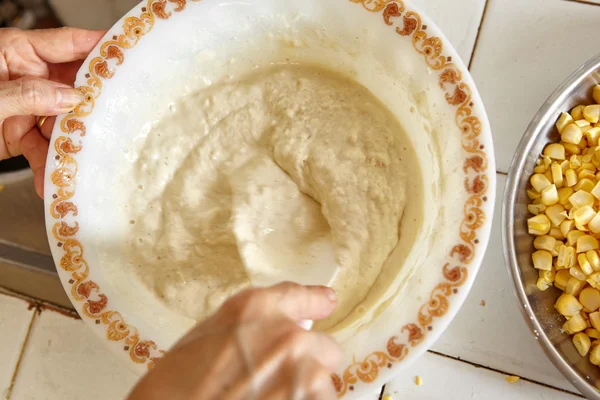 Preparing the batter — Stock Photo, Image