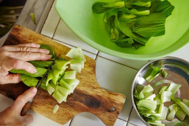 Çin lahanası kesme