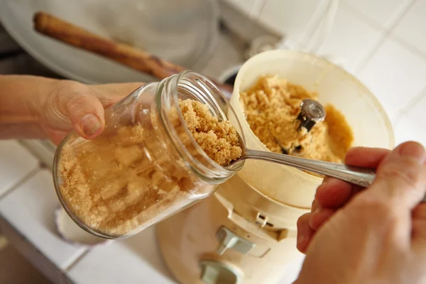 Fijne grond knoflook en garnalen crackers — Stockfoto