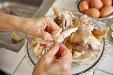 Soto için madde için parçalanmış tavuk