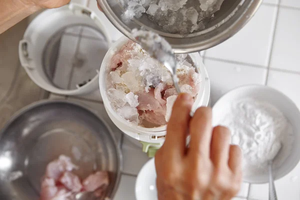 Blender fish and ingredient — Stock Photo, Image