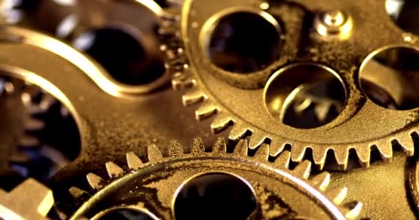 Крупним Планом Старі Золоті Шестерні Перетворюються Робочий Механізм — стокове відео