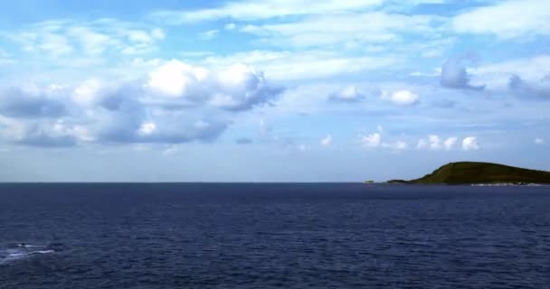 海岛上空的云彩时间 — 图库视频影像